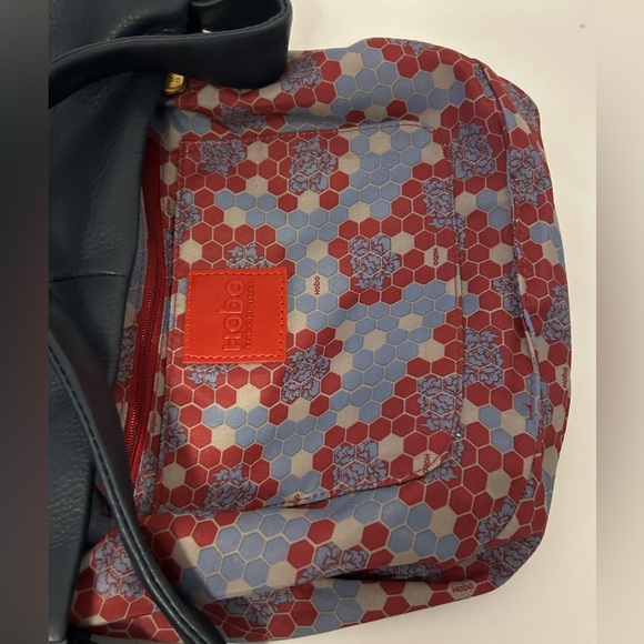 HOBO Navy pebble leather hobo shoulder bag crossbodyNWT - Picture 10 of 12